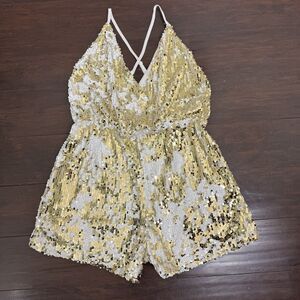 NWT L’atiste By Amy Sequin V-Neck Backless Romper Gold White Medium